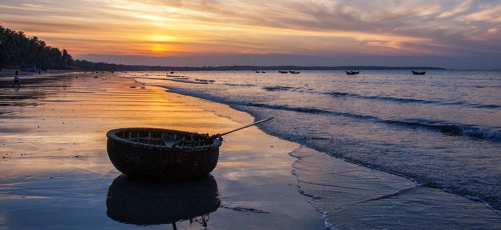 Điểm danh những bãi biển đẹp ở Phan Thiết - Halo Travel - Cộng Đồng Du Lịch  Việt Nam