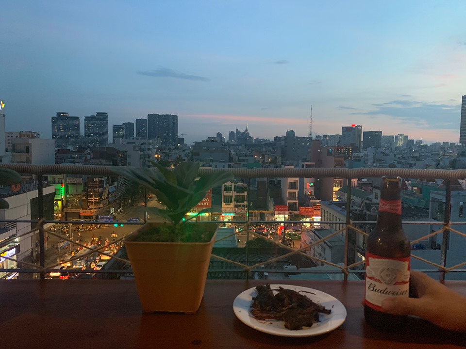 Chang-vang-Rooftop-Beer 