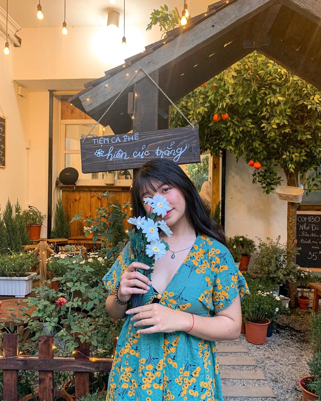 #25 quán cafe đẹp ở Sài Gòn view siêu chill tha hồ sống ảo