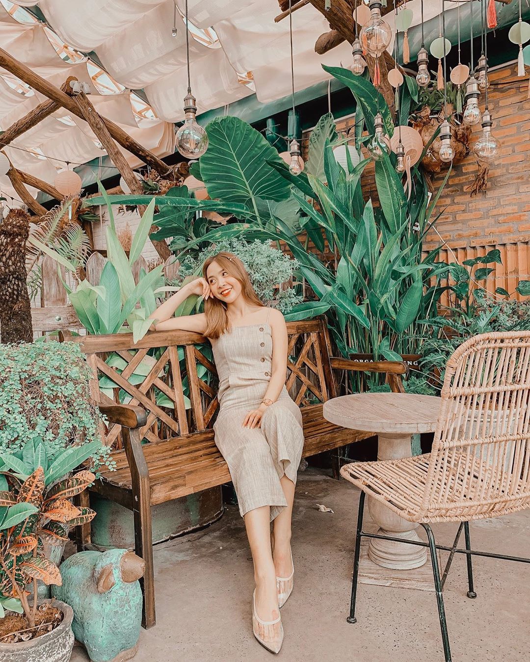 #25 quán cafe đẹp ở Sài Gòn view siêu chill tha hồ sống ảo