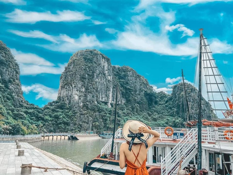 Kinh nghiệm du lịch Bãi Cháy Quảng Ninh: Các điểm đến HOT nhất 2022 - Halo Travel