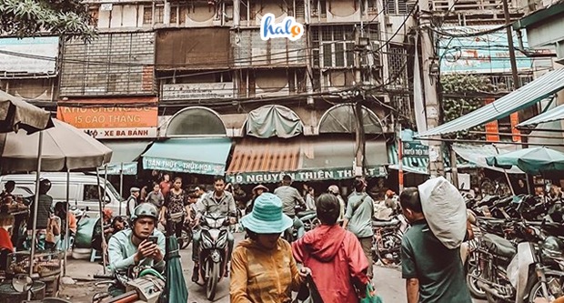 Cuối tuần rủ hội bạn thân oanh tạc tại chợ Đồng Xuân Hà Nội
