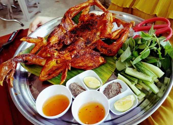 Gà Nướng Long Sơn, Món Ăn Nhất Định Phải Thử Khi Đi Vũng Tàu