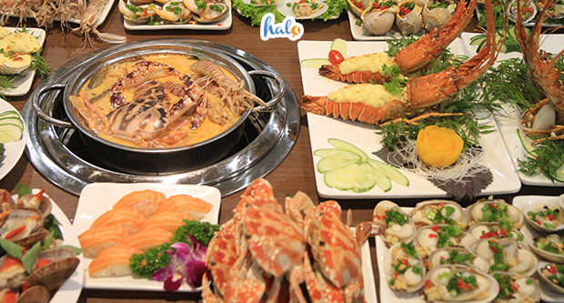 Nhà hàng nào tại Hà Nội có dịch vụ buffet hải sản tôm hùm?
