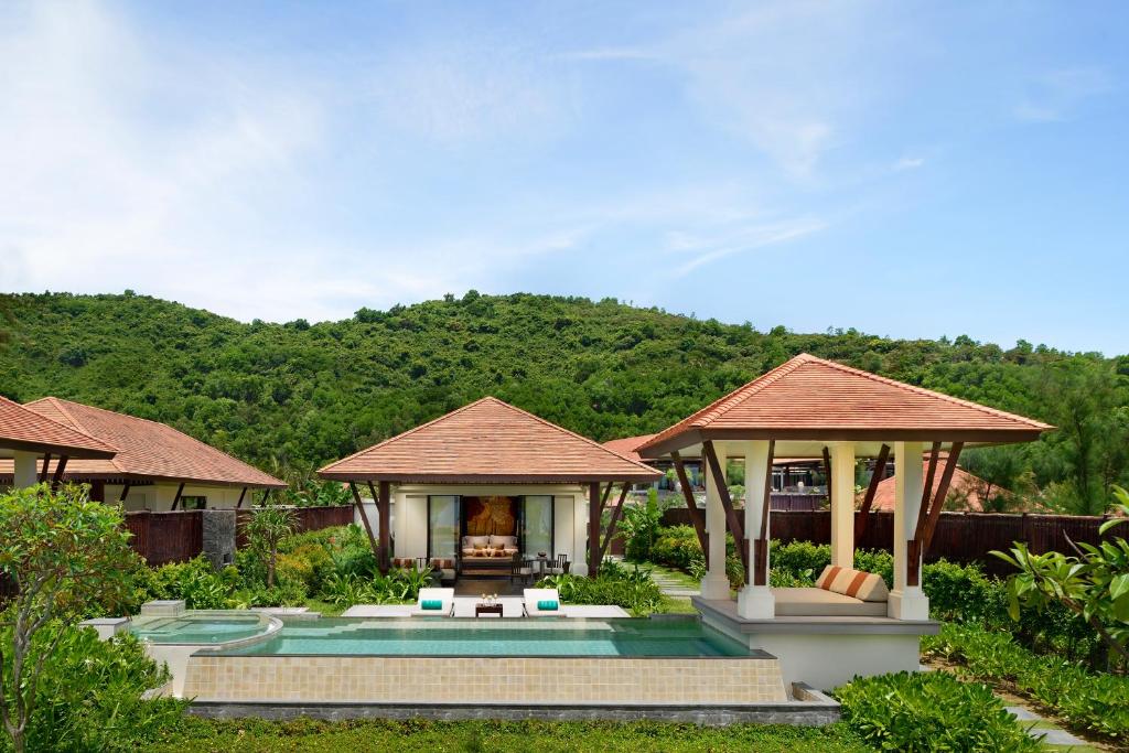 villa o Banyan Tree lang co resort