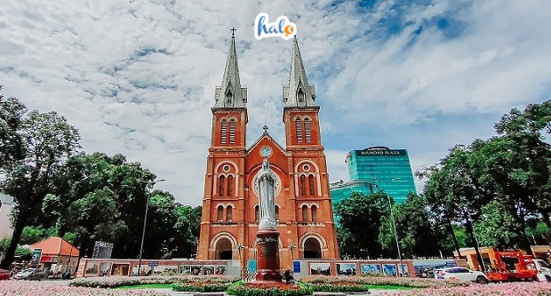 Nhà thờ Đức Bà Sài Gòn và những điều thú vị bạn chưa biết - HaloTravel