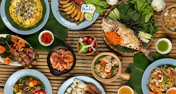 anh-bia-quan-an-gia-dinh-quan-1-Halo-Travel