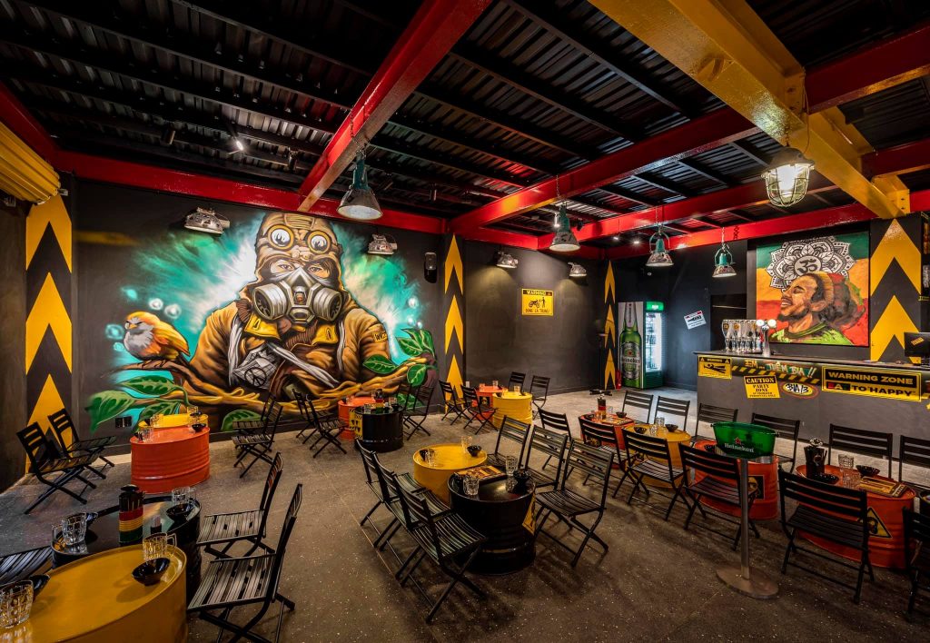 Quán Warning Zone Không gian cá tính và món Việt đặc sắc Halo Travel