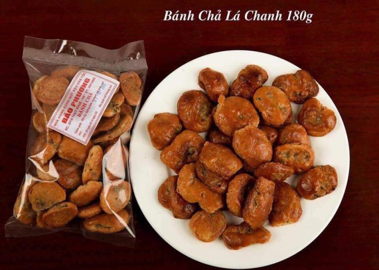 Thử ngay 8 hàng bánh chả Hà Nội như gói trọn cả vị thu - Halo Travel