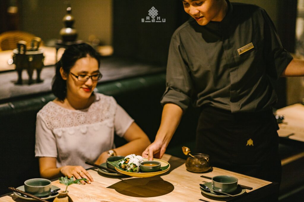 Khám phá Sadhu chay : Một nhà hàng chay chuẩn mực - Halo Travel