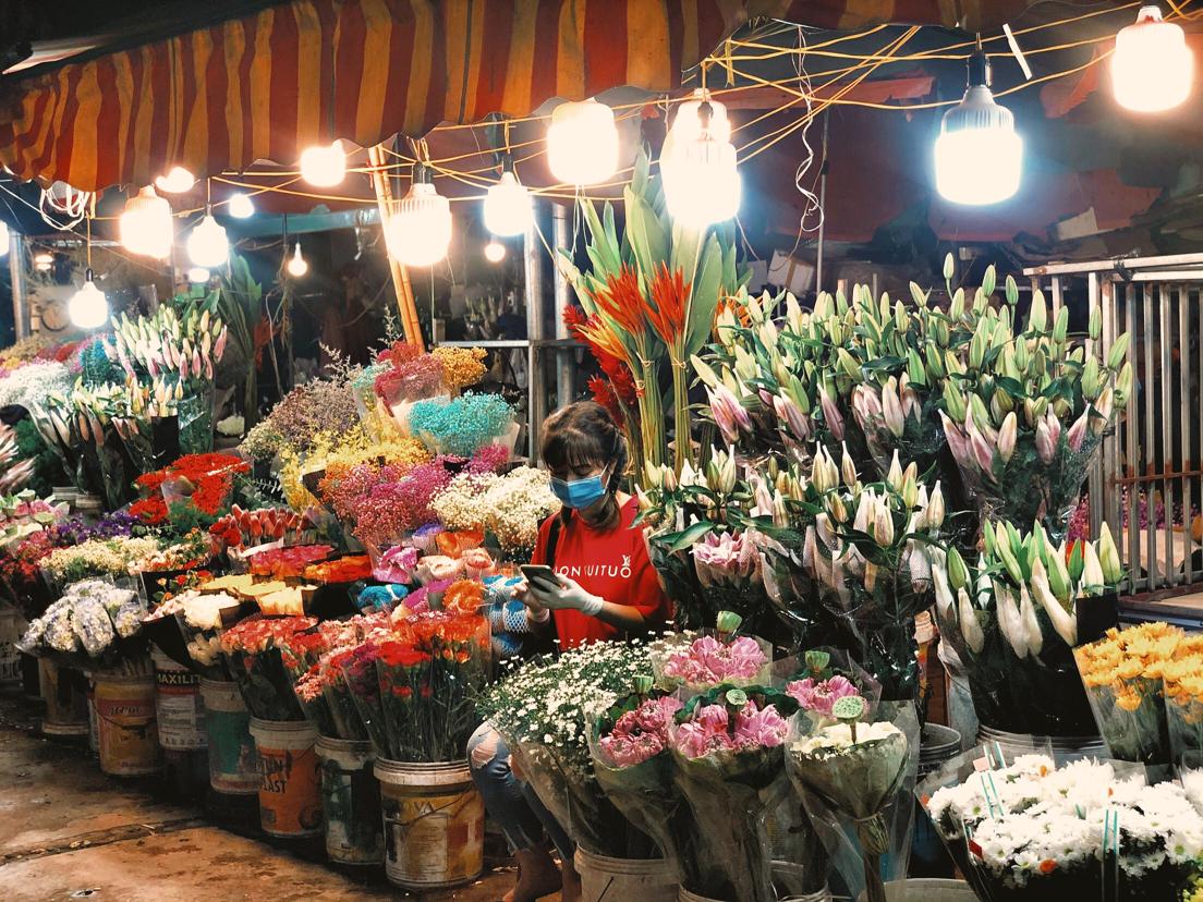 chợ hoa quảng bá 1